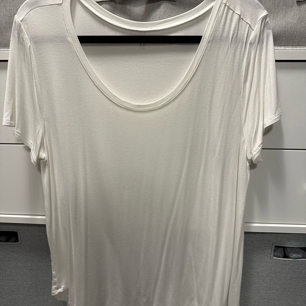 Grace & Lace Classic White Short Sleeve Top